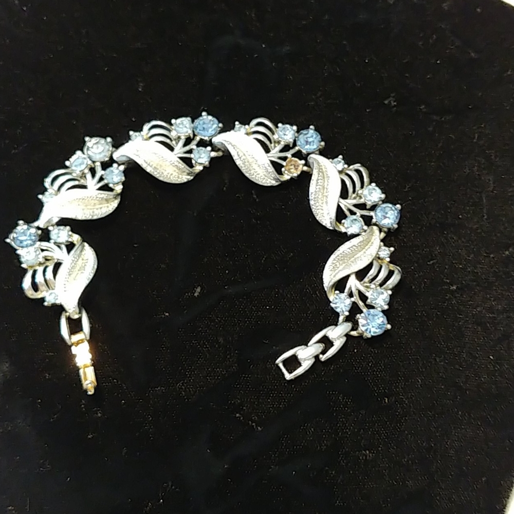 Vintage costume bracelet